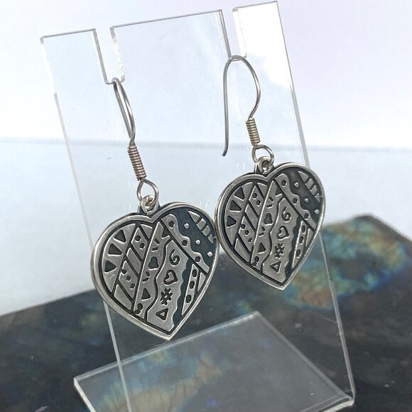 Sterling Silver 925 Mexico Oxidized Geometric Pattern Heart Dangle Earrings - Picture 4 of 16